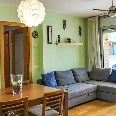 Apartman Stunning In With Kitchen Tossa de Mar